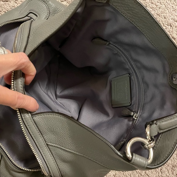 Coach shoulder bag - Picture 3 of 5